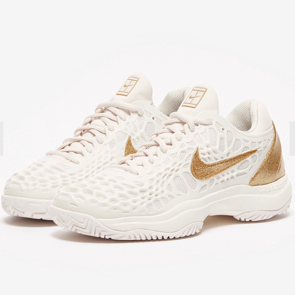 Nike Air Zoom Cage 3 Tennis Shoes size 8.5.